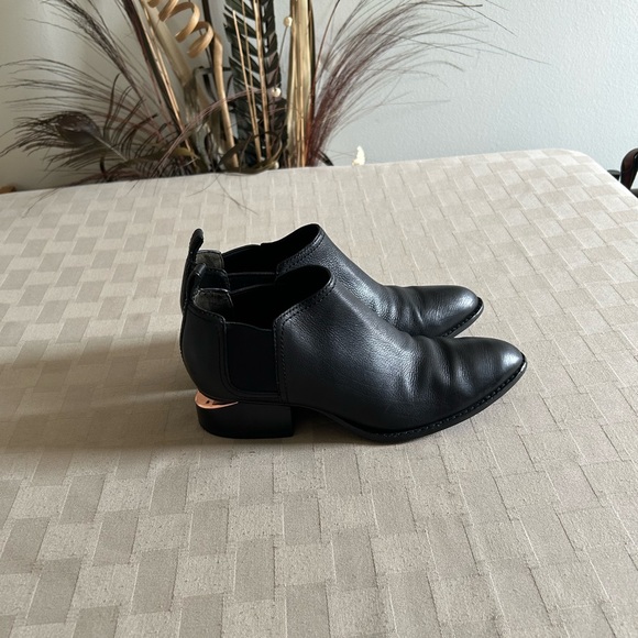 Alexander Wang Rose Gold Lift Heel Kori Leather Ankle Booties - Picture 4 of 13